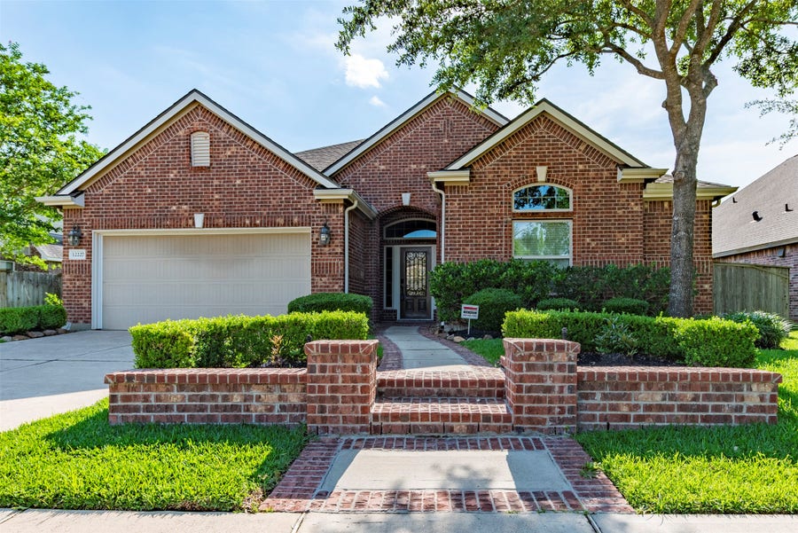 Property photo for 12227 Meadow Breeze Drive, Cypress, TX