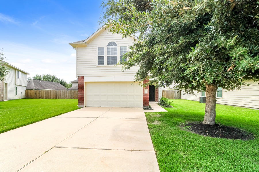Property photo for 5310 Rio Ramos Court, Rosharon, TX
