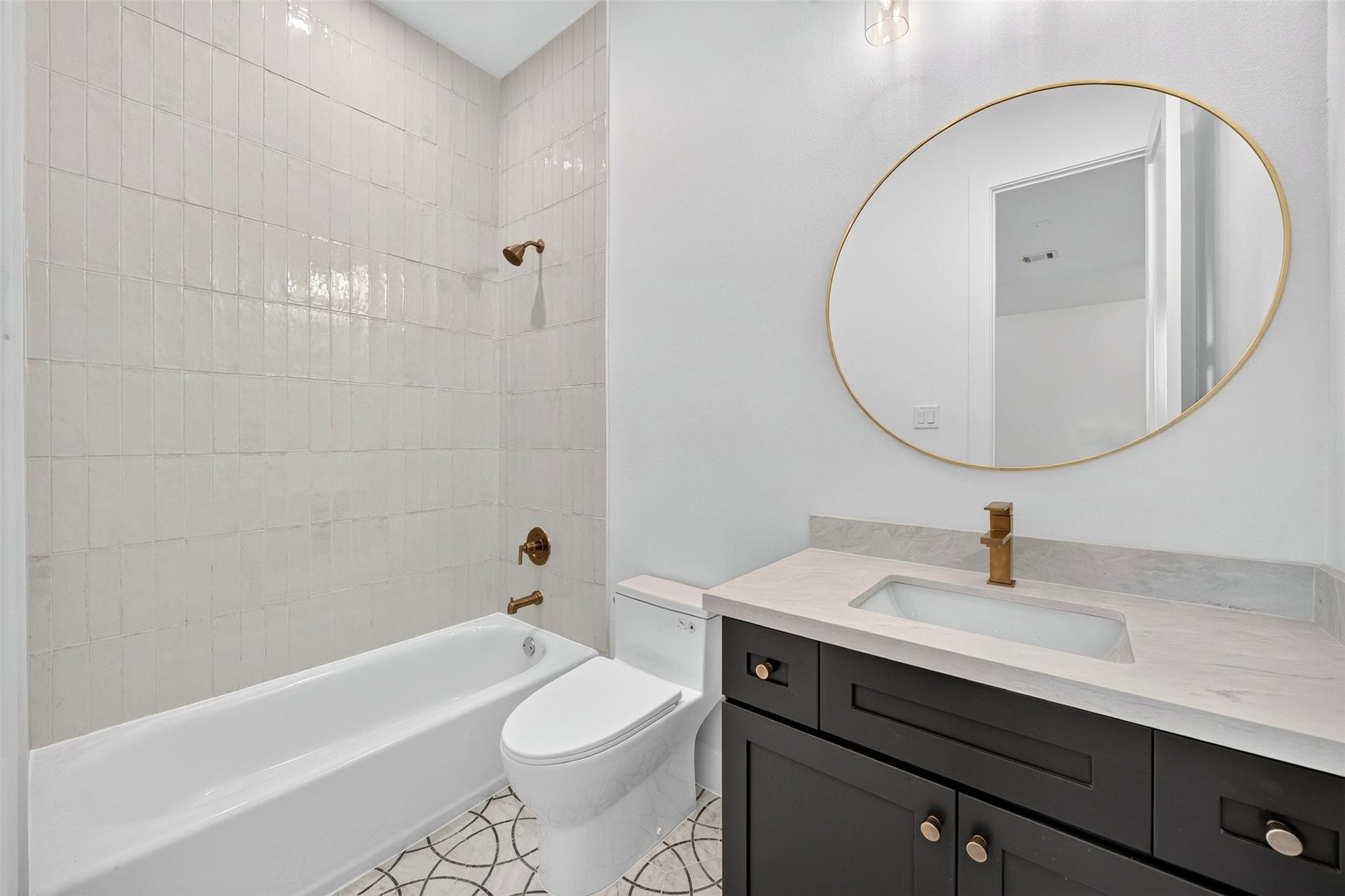 1634 Antoine Drive, Houston, TX 77055 1634 Antoine Drive, Houston, TX 77055