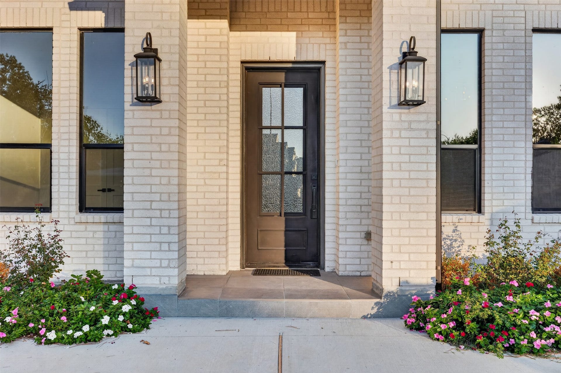 1634 Antoine Drive, Houston, TX 77055 1634 Antoine Drive, Houston, TX 77055