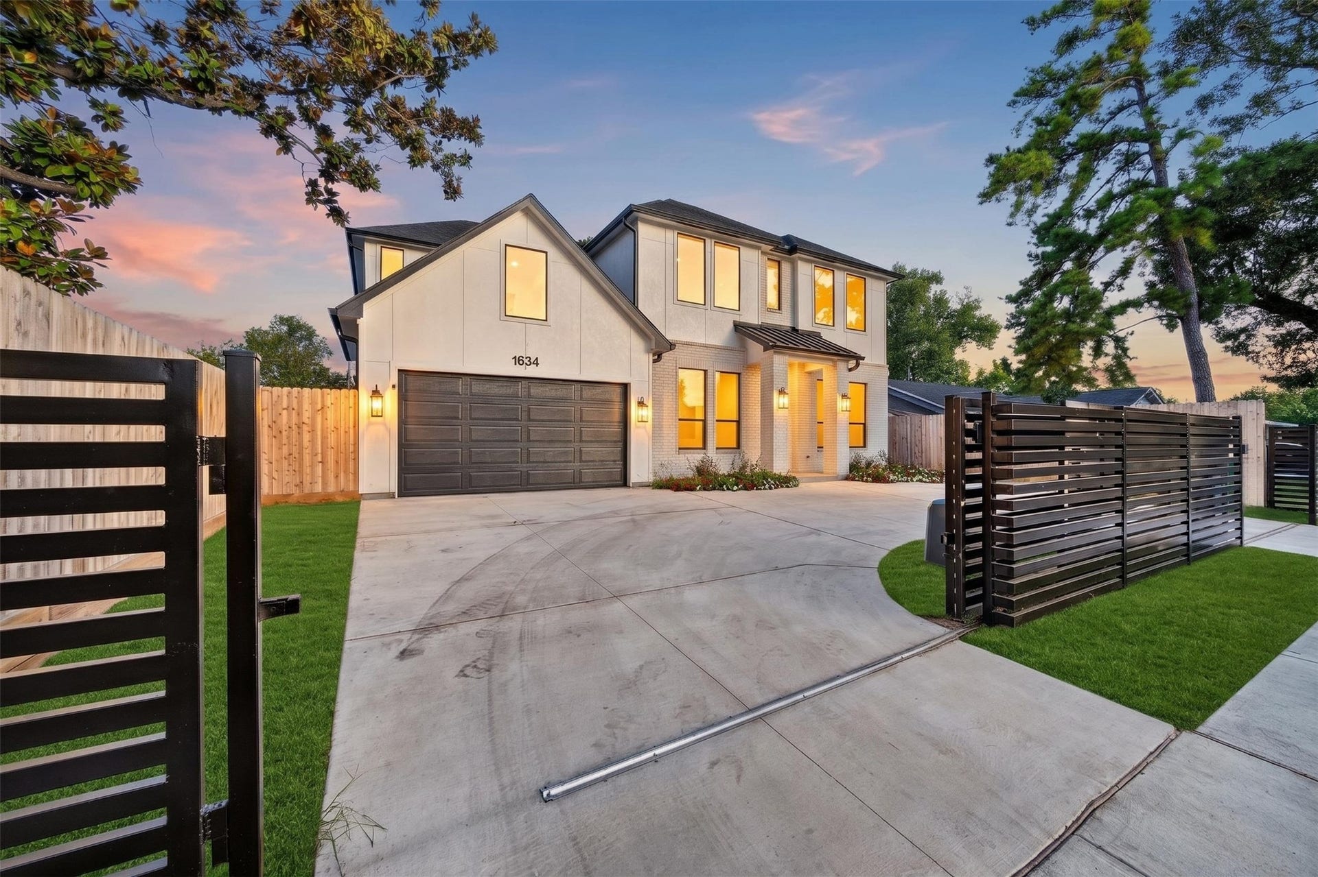 1634 Antoine Drive, Houston, TX 77055 1634 Antoine Drive, Houston, TX 77055