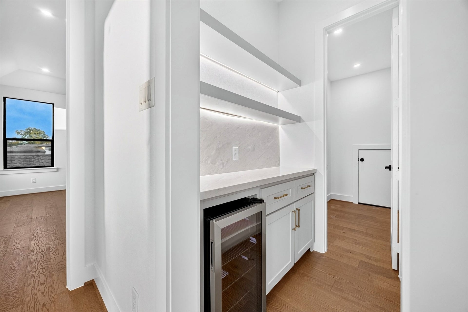 1634 Antoine Drive, Houston, TX 77055 1634 Antoine Drive, Houston, TX 77055