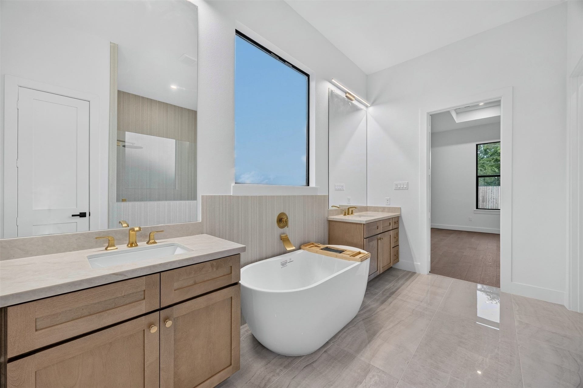 1634 Antoine Drive, Houston, TX 77055 1634 Antoine Drive, Houston, TX 77055