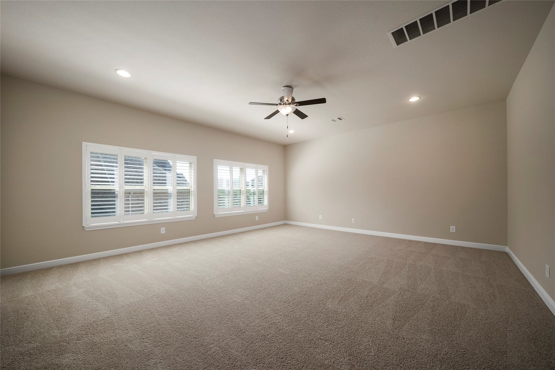5014 Harvest Chase Lane, Sugar Land, TX 77479 5014 Harvest Chase Lane, Sugar Land, TX 77479