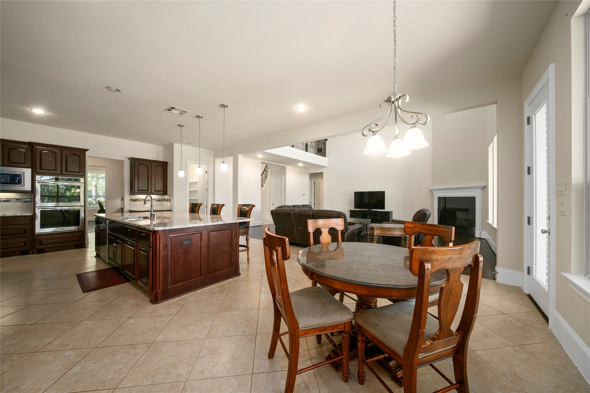 5014 Harvest Chase Lane, Sugar Land, TX 77479 5014 Harvest Chase Lane, Sugar Land, TX 77479