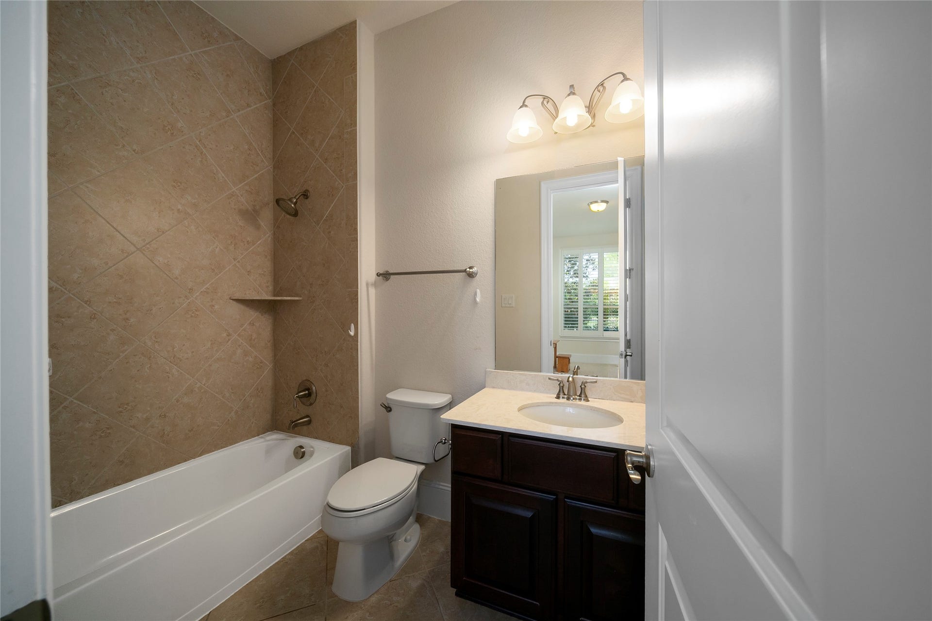 5014 Harvest Chase Lane, Sugar Land, TX 77479 5014 Harvest Chase Lane, Sugar Land, TX 77479