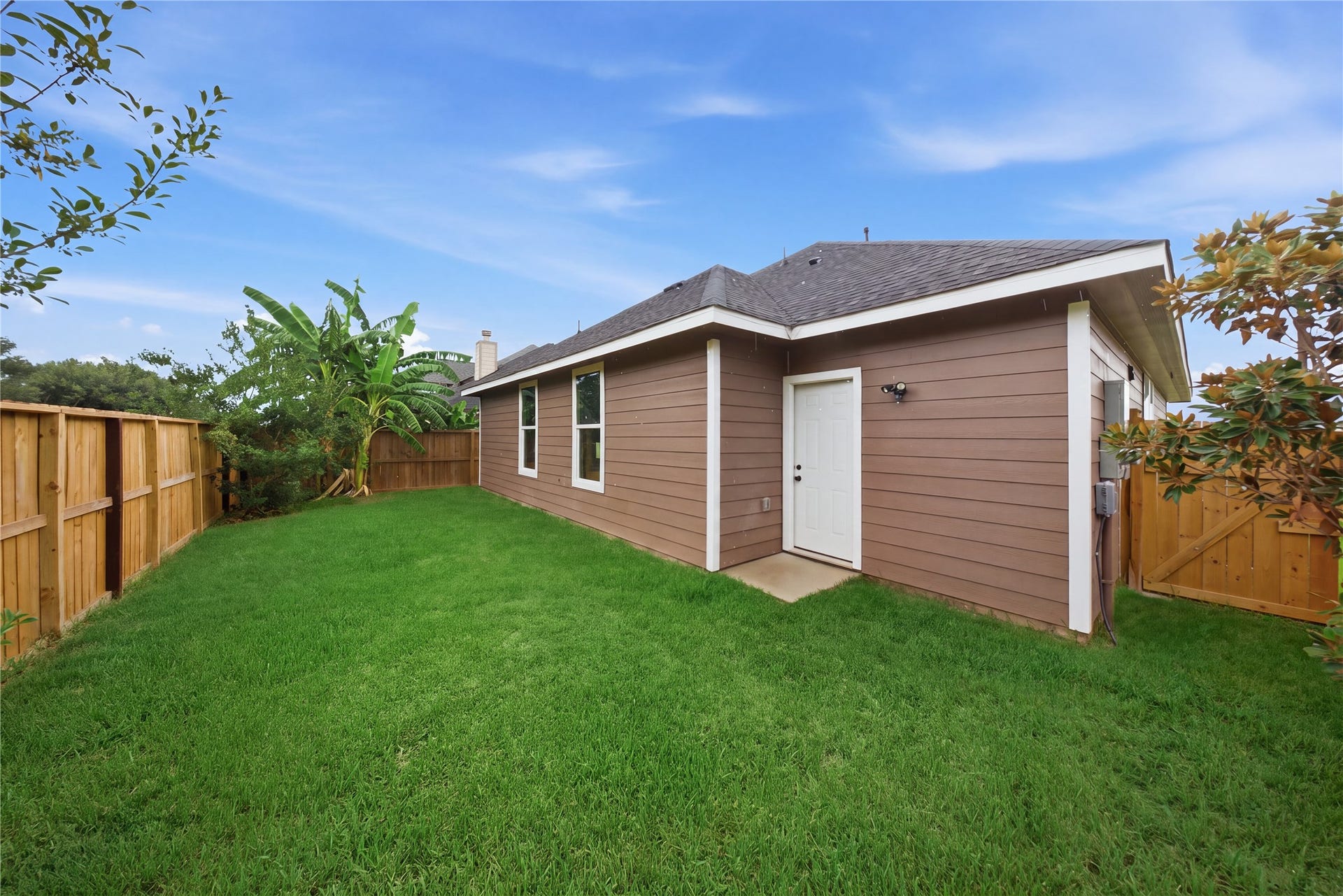5014 E Meadow Drive, Deer Park, TX 77536 5014 E Meadow Drive, Deer Park, TX 77536