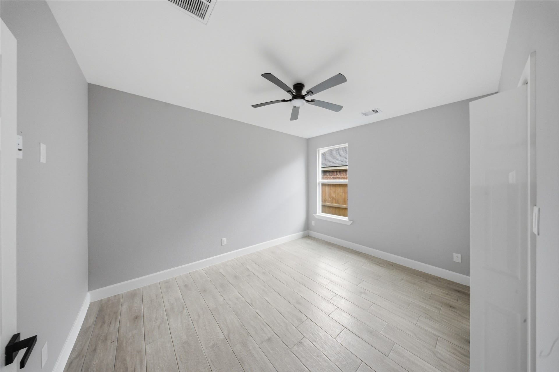5014 E Meadow Drive, Deer Park, TX 77536 5014 E Meadow Drive, Deer Park, TX 77536