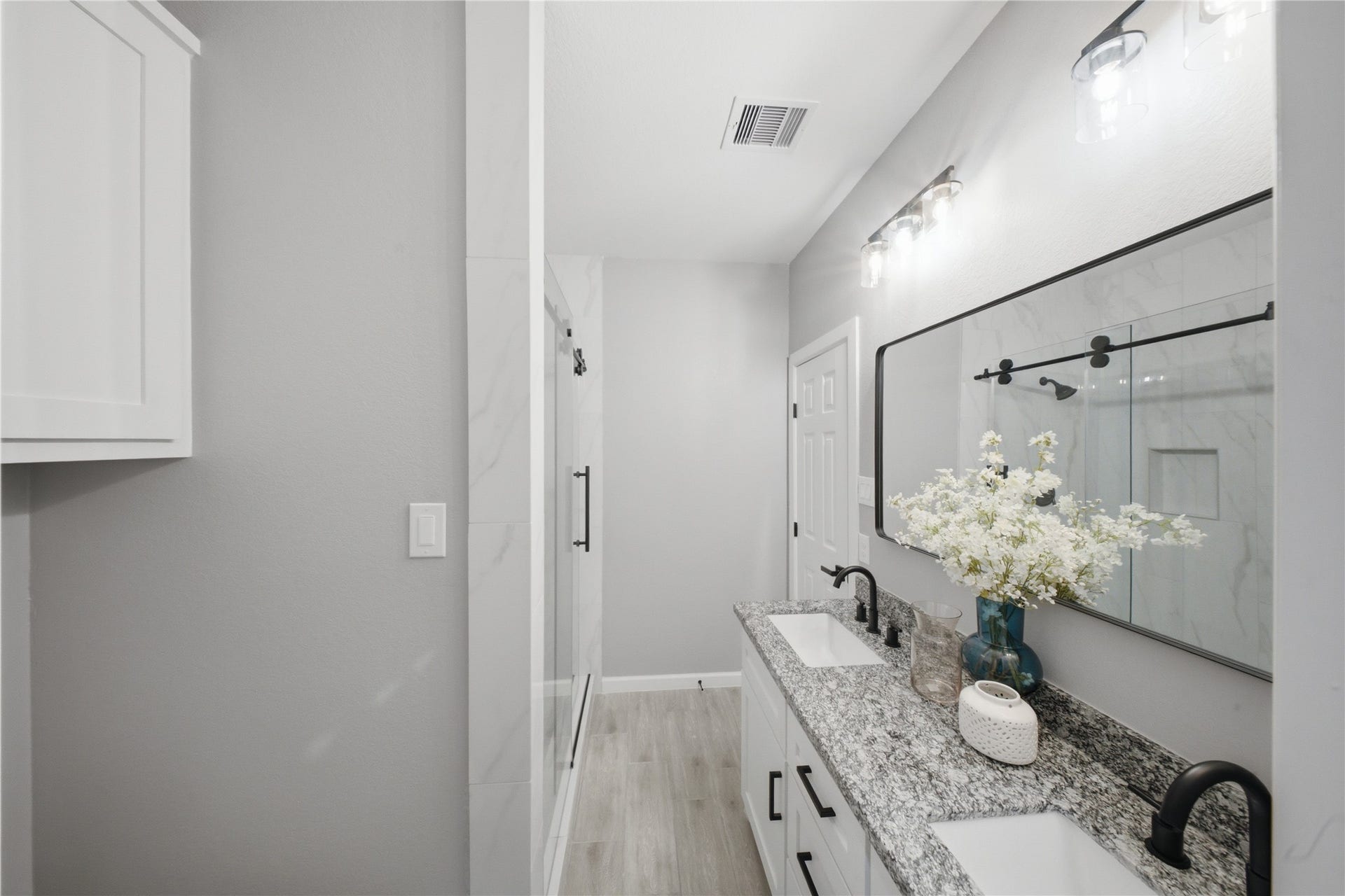 5014 E Meadow Drive, Deer Park, TX 77536 5014 E Meadow Drive, Deer Park, TX 77536
