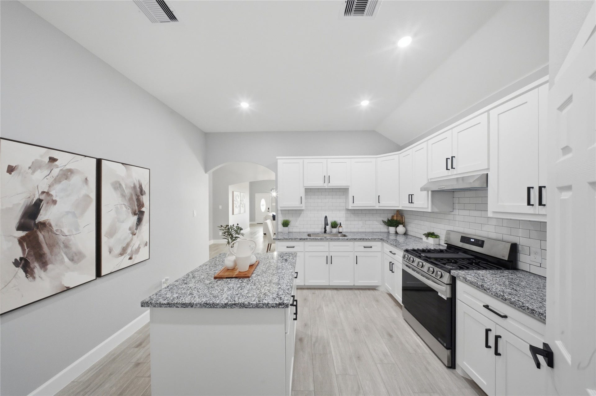 5014 E Meadow Drive, Deer Park, TX 77536 5014 E Meadow Drive, Deer Park, TX 77536