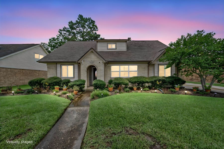Property photo for 2508 Esther Avenue E, Pasadena, TX