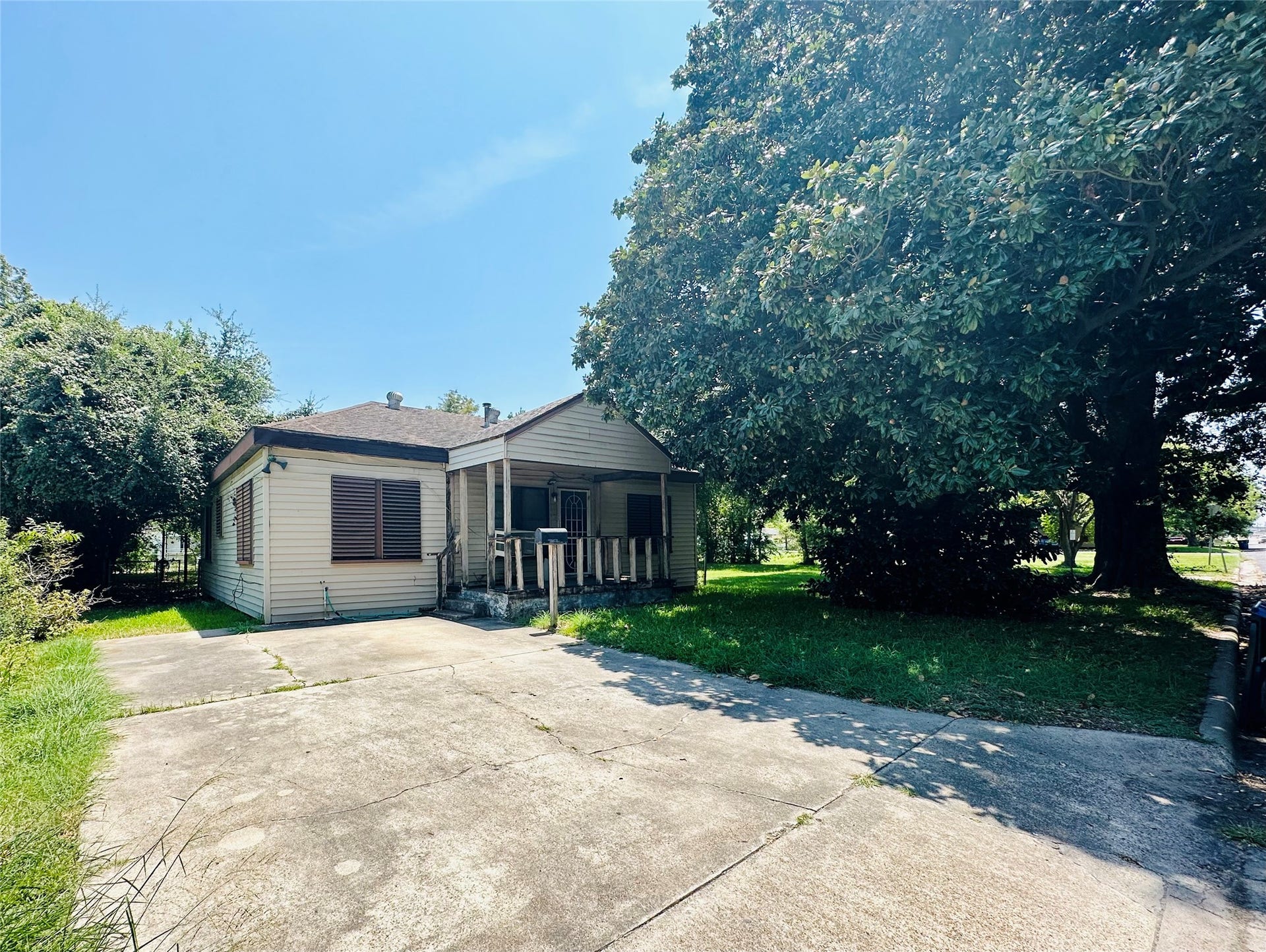 1217 4th Avenue S, Texas City, TX 77590 1217 4th Avenue S, Texas City, TX 77590