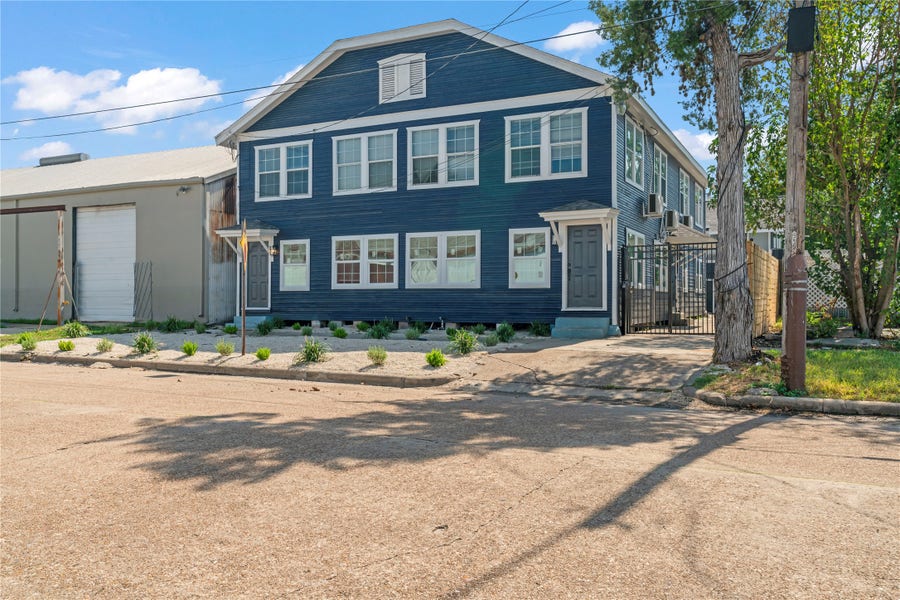 Property photo for 305 Roberts Street, #1, Houston, TX