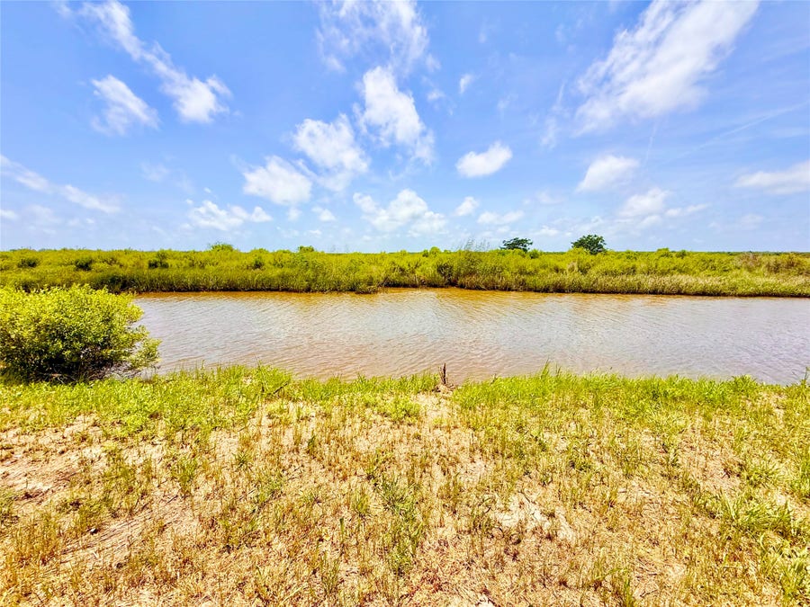 Property photo for 1399 Van Sant, Gilchrist, TX
