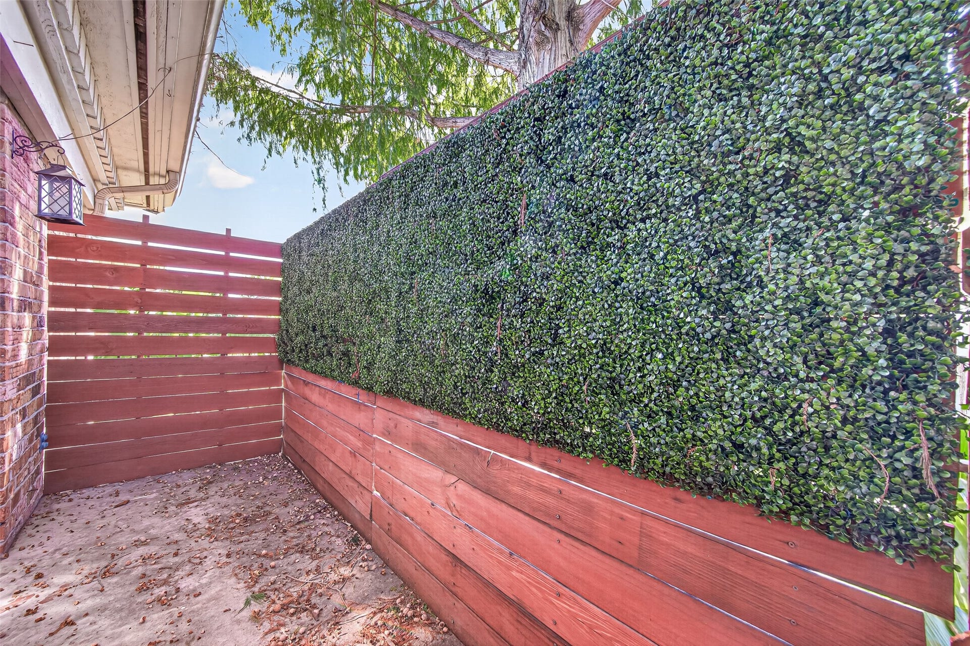 2824 Briarhurst Drive, #27, Houston, TX 77057