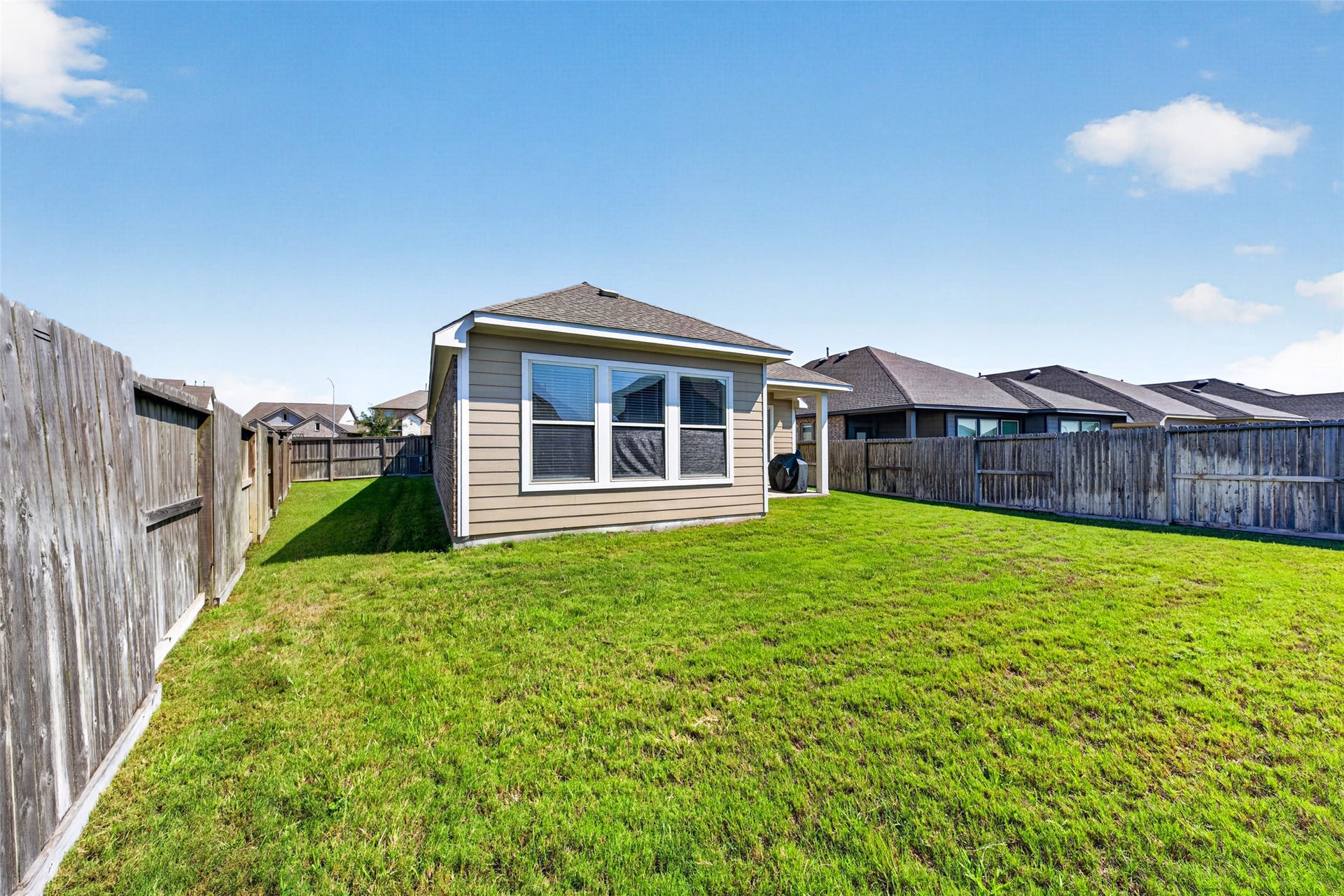 30007 Vallonea Oak, Fulshear, TX 77423 30007 Vallonea Oak, Fulshear, TX 77423
