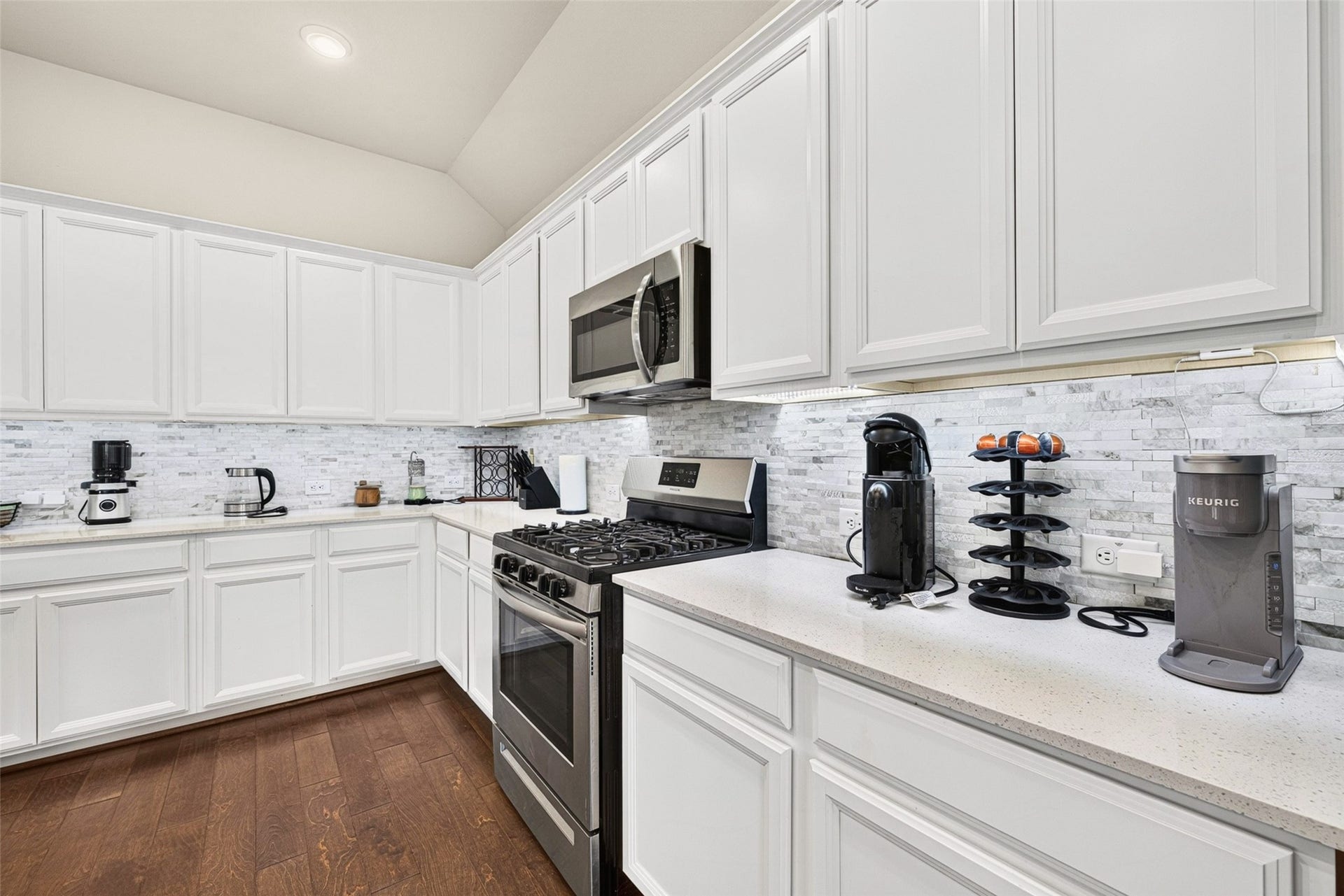 30007 Vallonea Oak, Fulshear, TX 77423 30007 Vallonea Oak, Fulshear, TX 77423