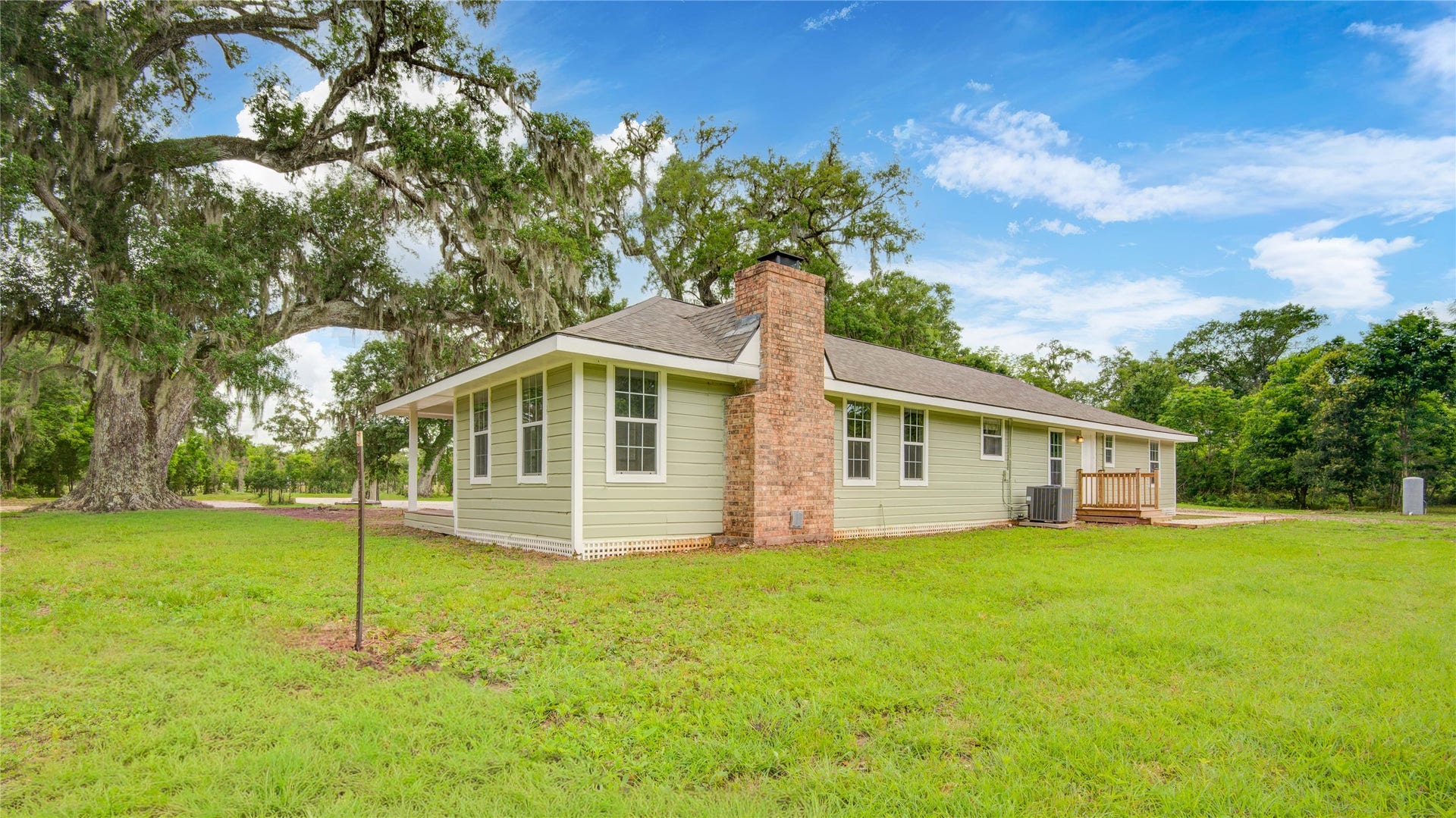 10300 County Road 321, Sweeny, TX 77480 10300 County Road 321, Sweeny, TX 77480