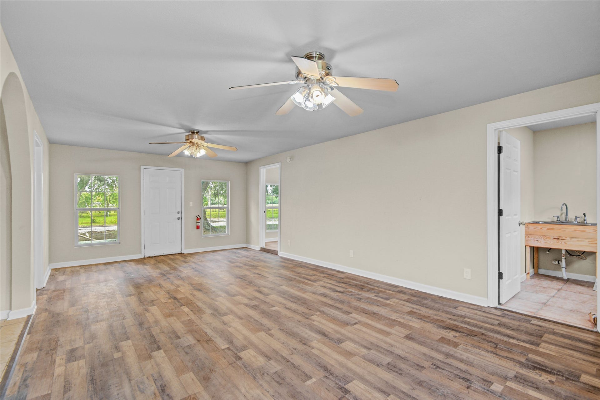 10300 County Road 321, Sweeny, TX 77480 10300 County Road 321, Sweeny, TX 77480