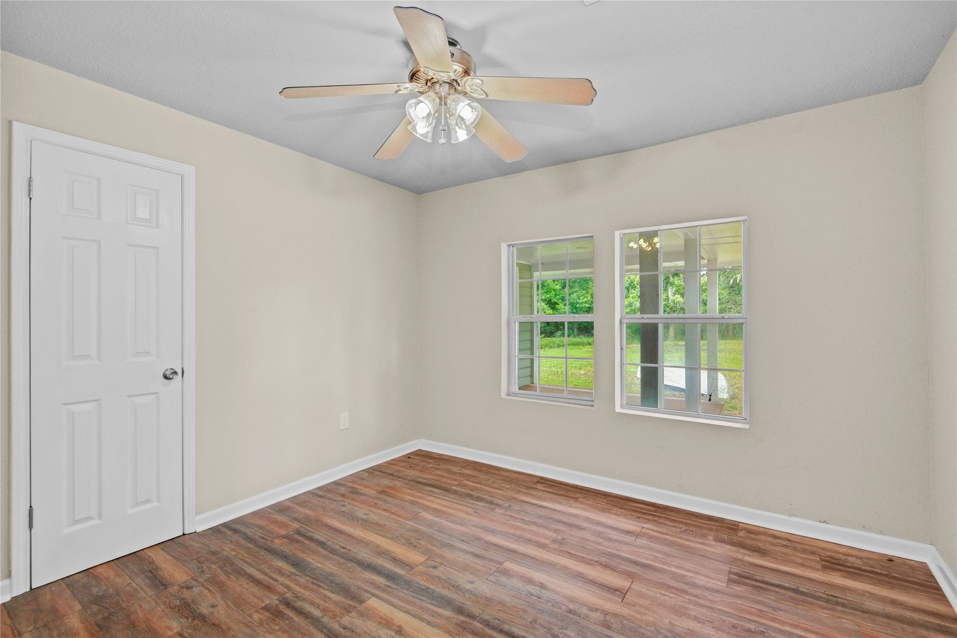 10300 County Road 321, Sweeny, TX 77480 10300 County Road 321, Sweeny, TX 77480