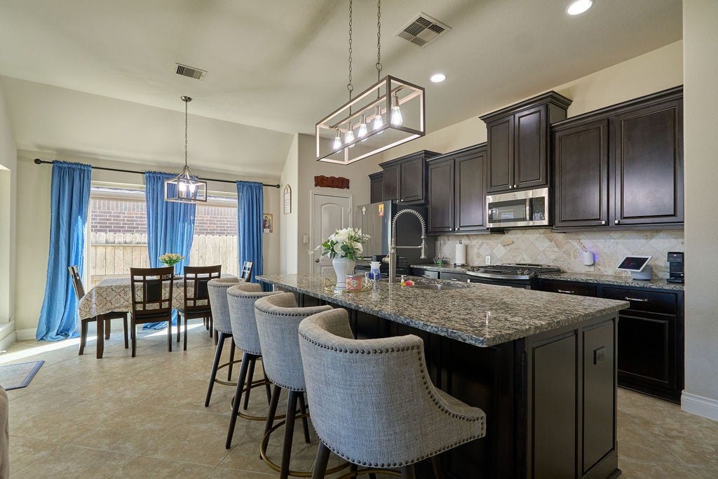 Gourmet Kitchen with Expansive Island!