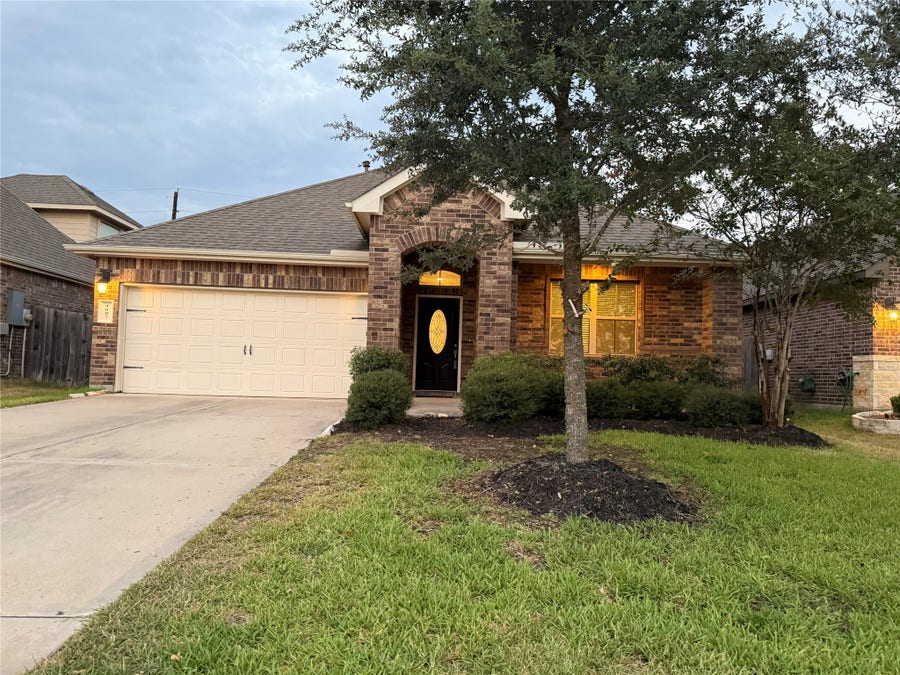 Property photo for 4007 Prairie Landing Lane, Katy, TX