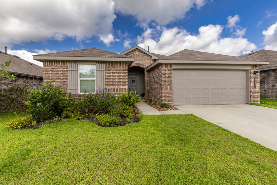 Property photo for 40515 Crisp Beech Street, Magnolia, TX