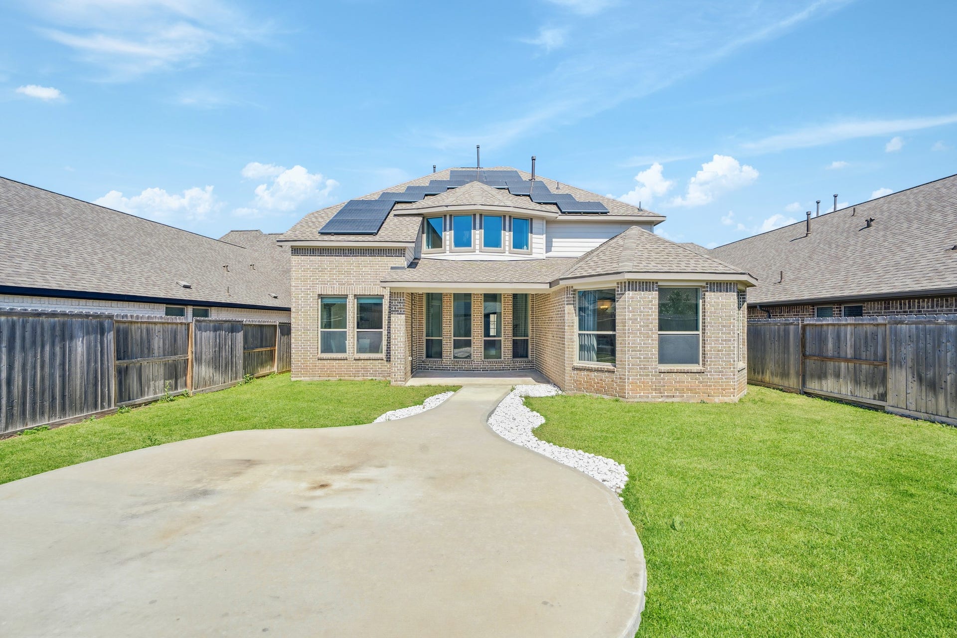 2122 Mallow Lane, Fulshear, TX 77423