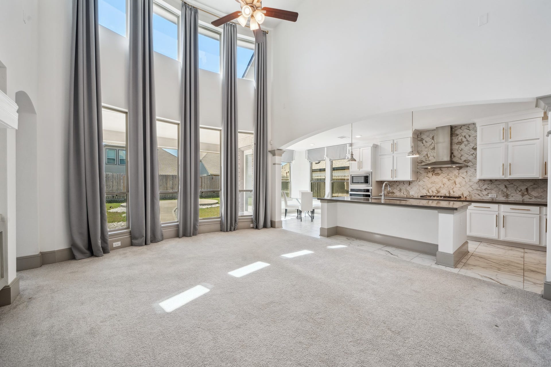 2122 Mallow Lane, Fulshear, TX 77423