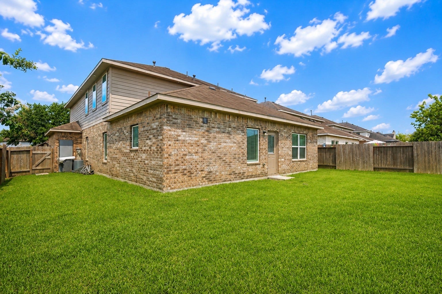 11012 32nd Avenue N, Texas City, TX 77591 11012 32nd Avenue N, Texas City, TX 77591
