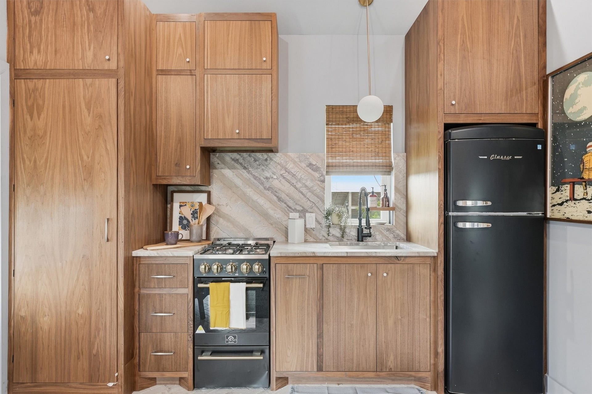 2622 Avenue M 1/2, Galveston, TX 77550 2622 Avenue M 1/2, Galveston, TX 77550