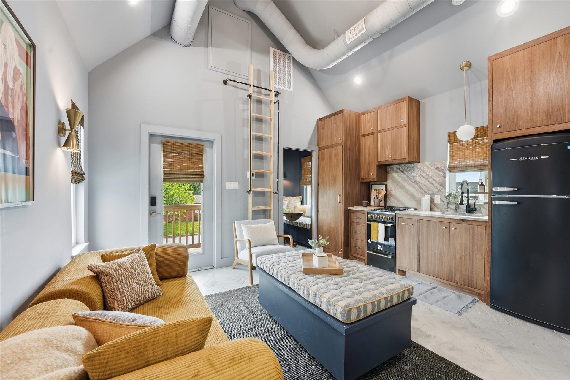 2622 Avenue M 1/2, Galveston, TX 77550 2622 Avenue M 1/2, Galveston, TX 77550