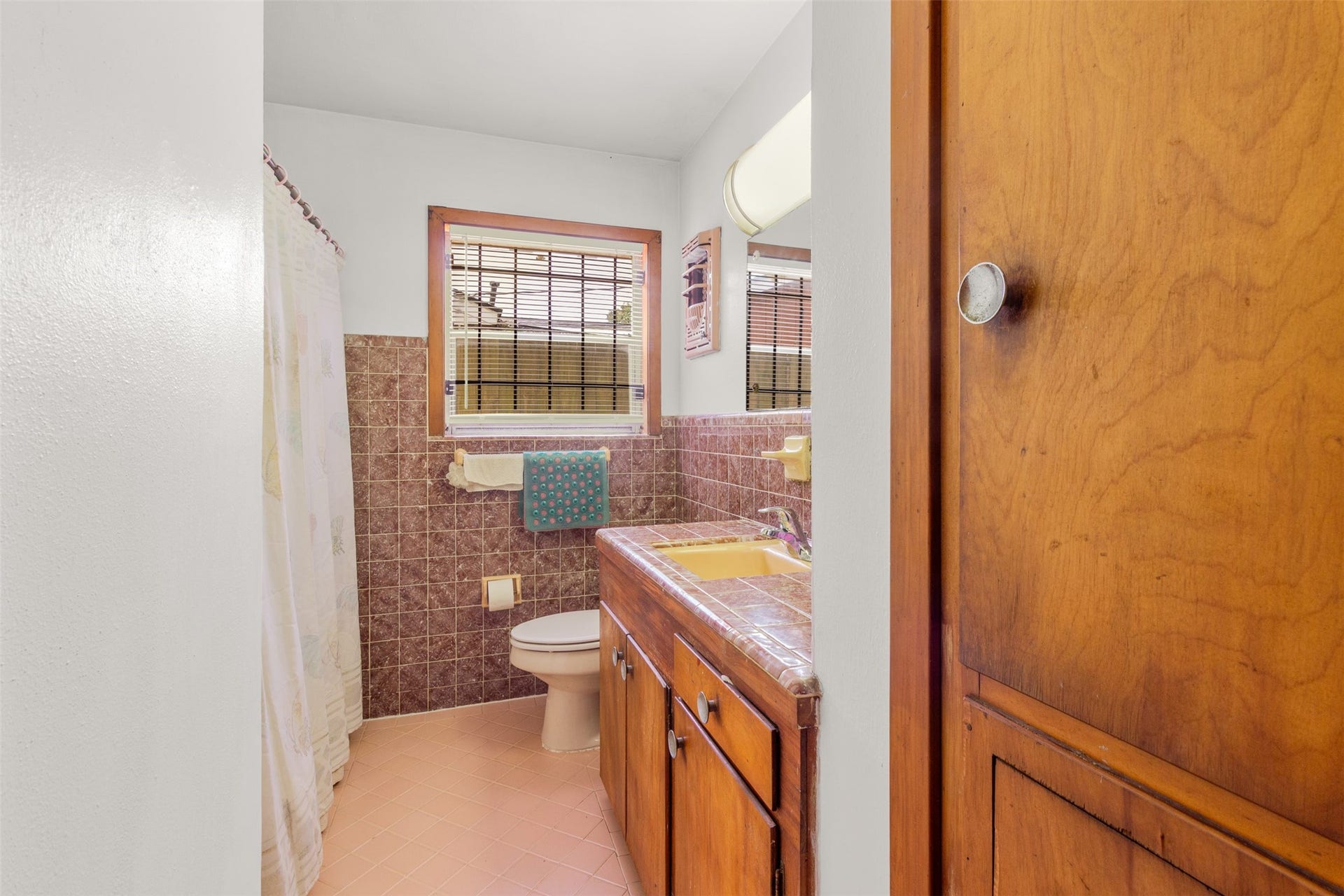 1806 Burke Road, Pasadena, TX 77502 1806 Burke Road, Pasadena, TX 77502