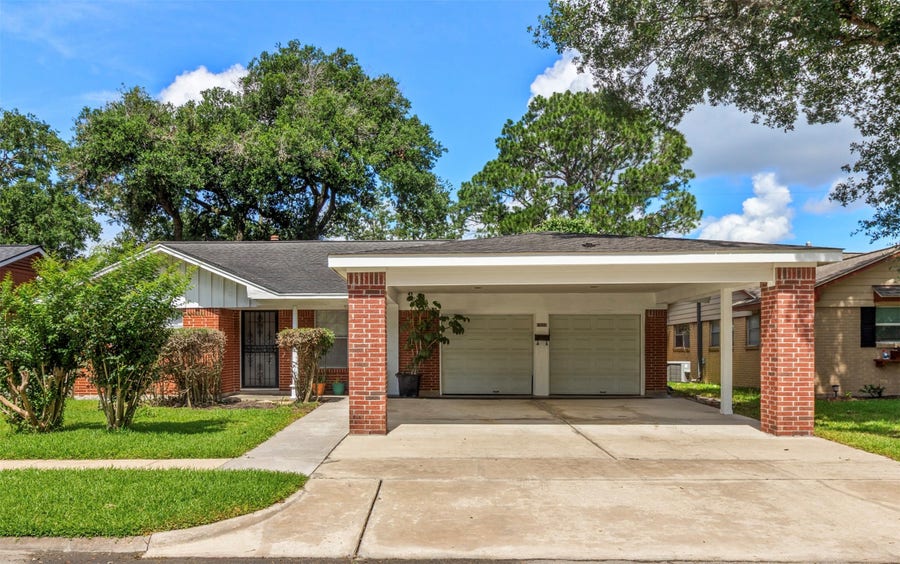 Property photo for 1806 Burke Road, Pasadena, TX