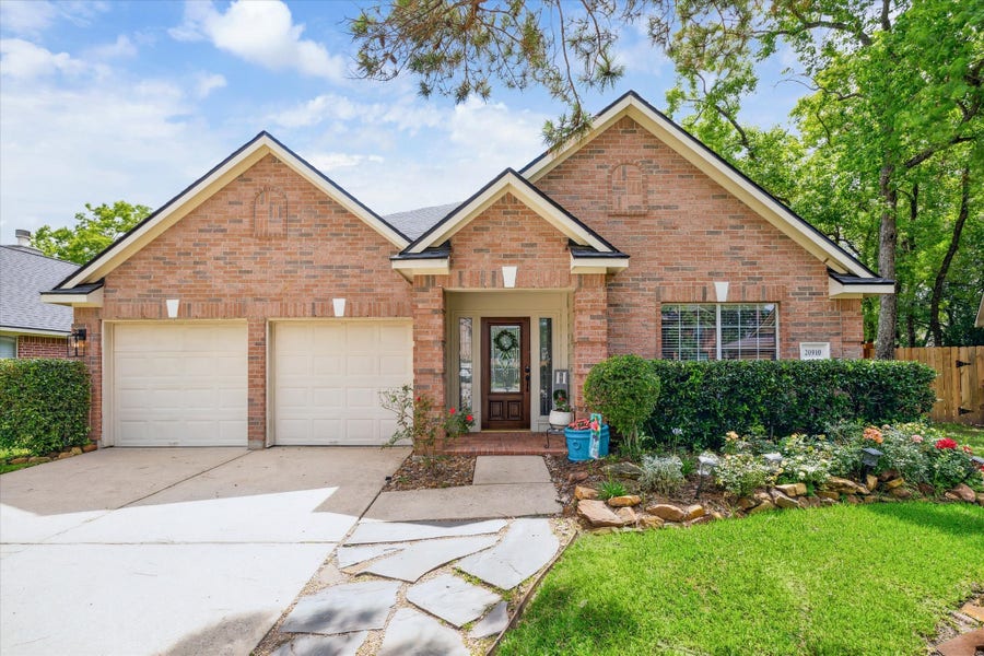 Property photo for 20910 Sandy Briar Court, Spring, TX