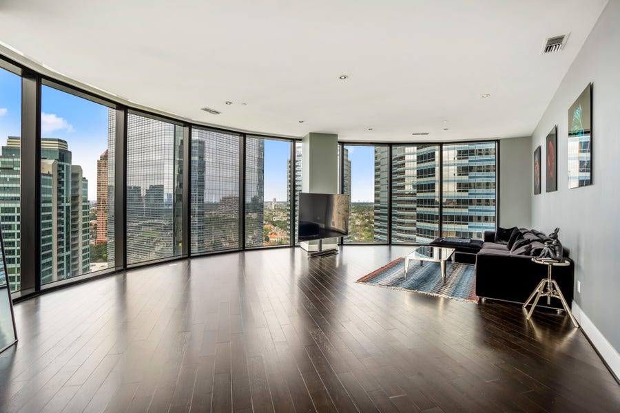 Property photo for 1409 Post Oak Boulevard, #1804, Houston, TX
