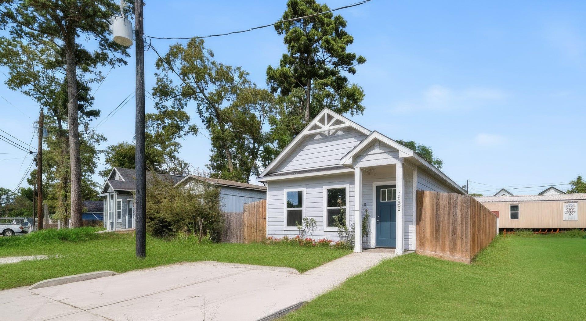 16686 E Lynbrook, Montgomery, TX 77316 16686 E Lynbrook, Montgomery, TX 77316