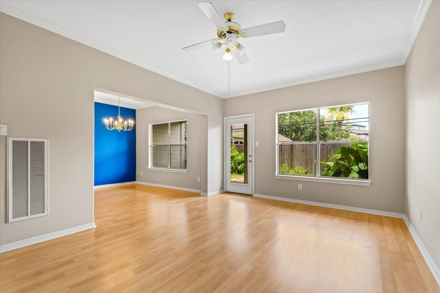 Property photo for 2040 Glencove Drive, Seabrook, TX