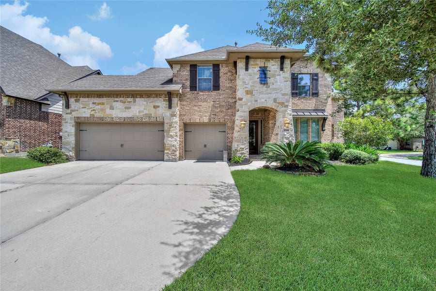 Property photo for 17506 Mineral Bluff Lane, Humble, TX