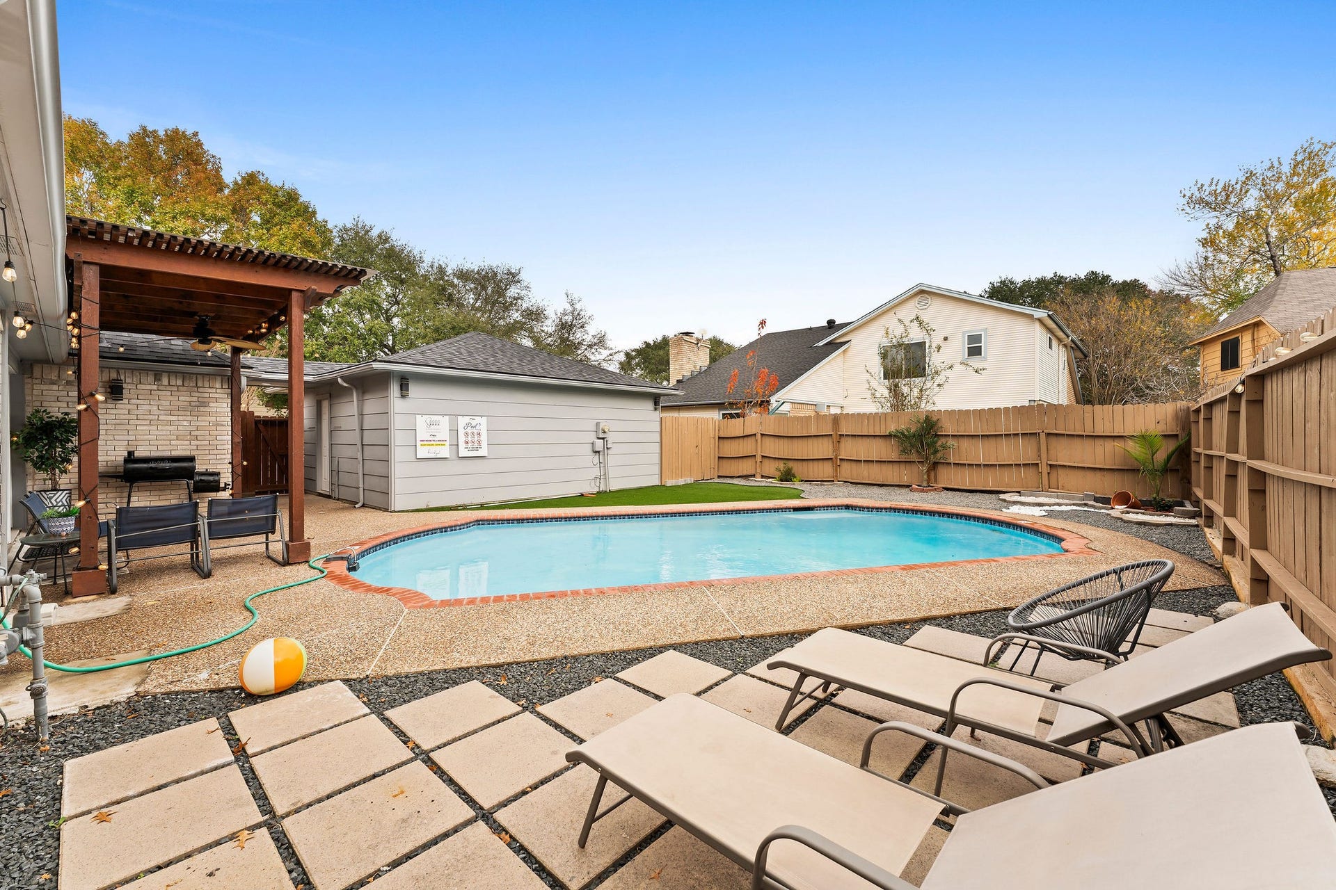 4103 Club Valley Drive, Houston, TX 77082 4103 Club Valley Drive, Houston, TX 77082