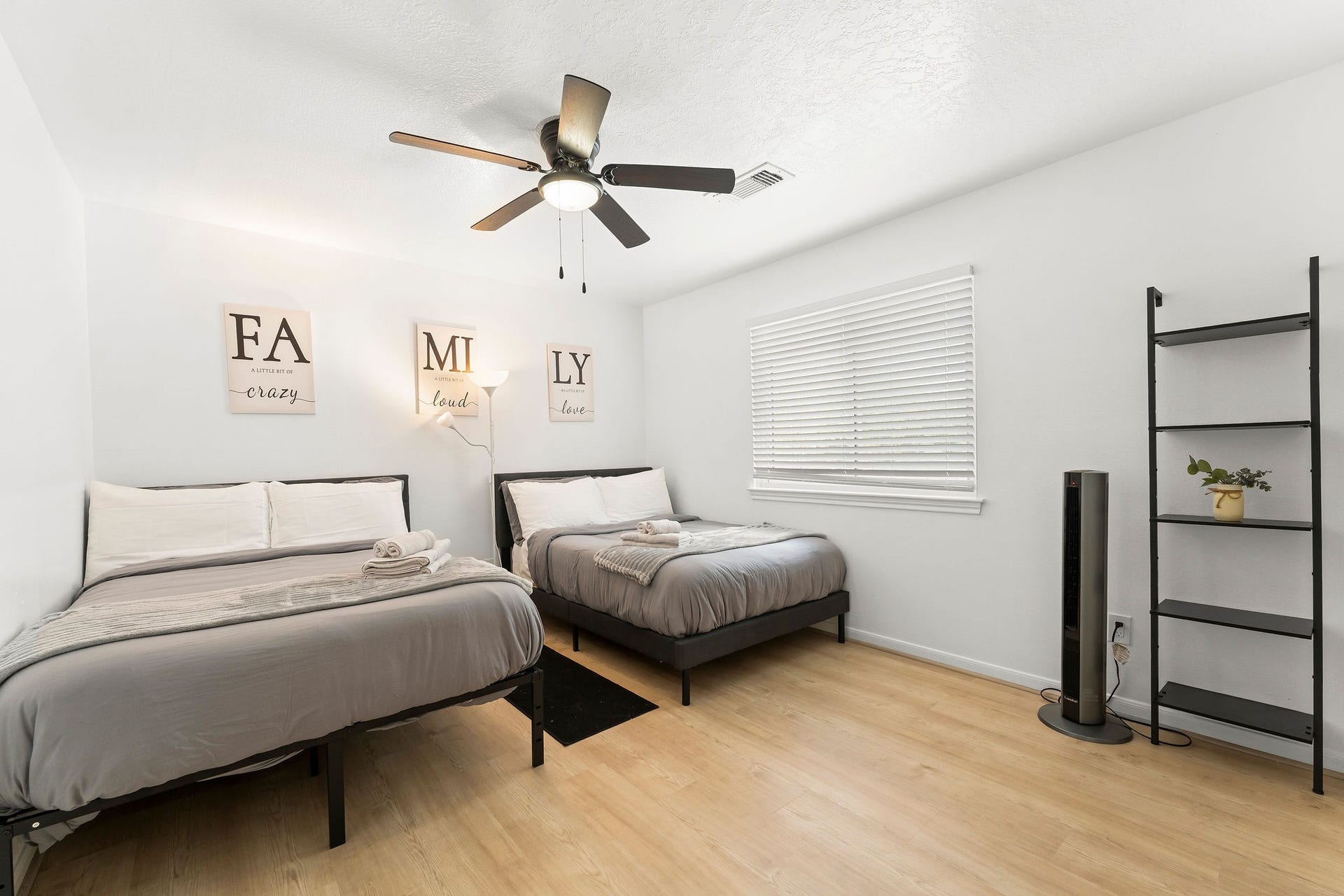4103 Club Valley Drive, Houston, TX 77082 4103 Club Valley Drive, Houston, TX 77082