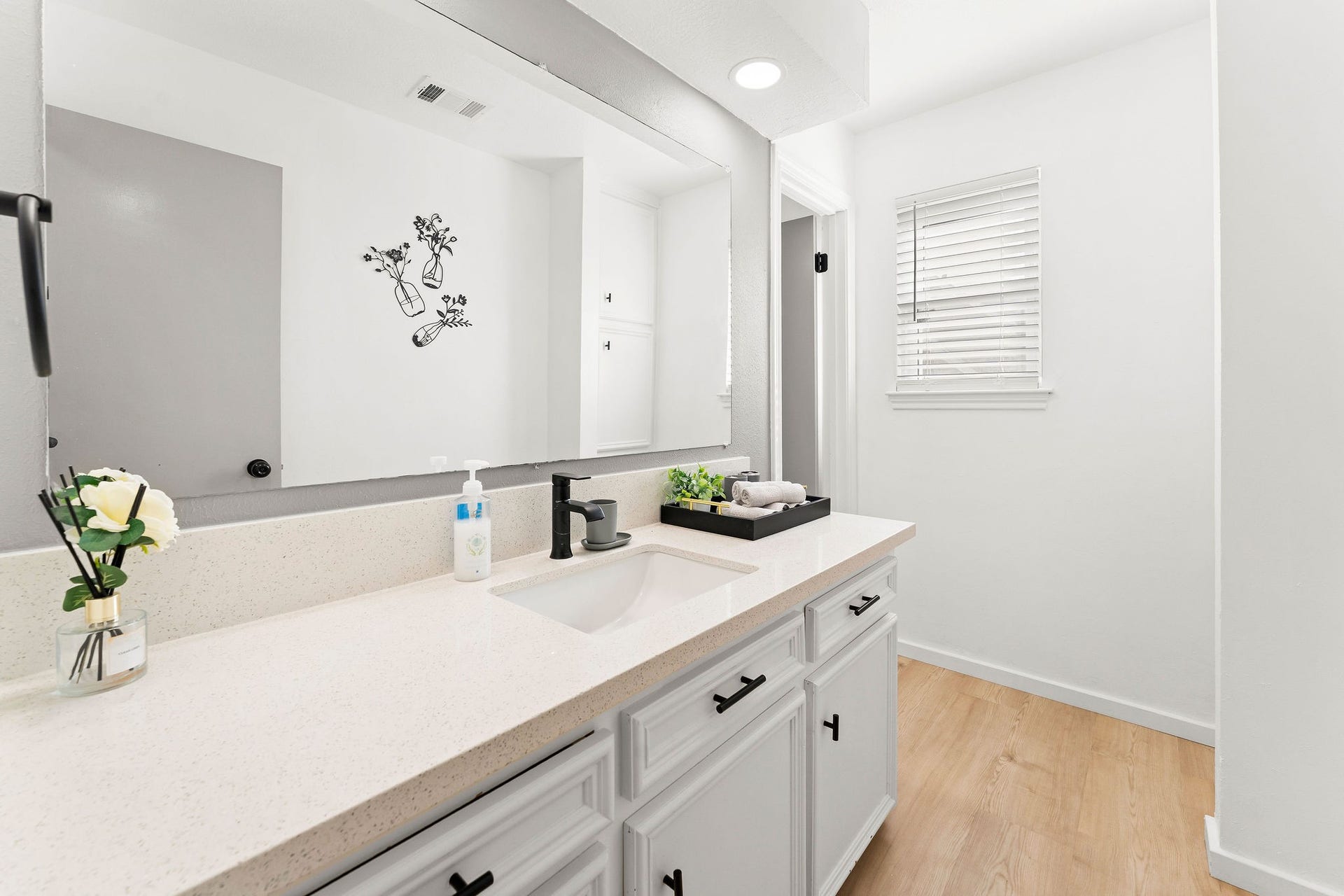 4103 Club Valley Drive, Houston, TX 77082 4103 Club Valley Drive, Houston, TX 77082