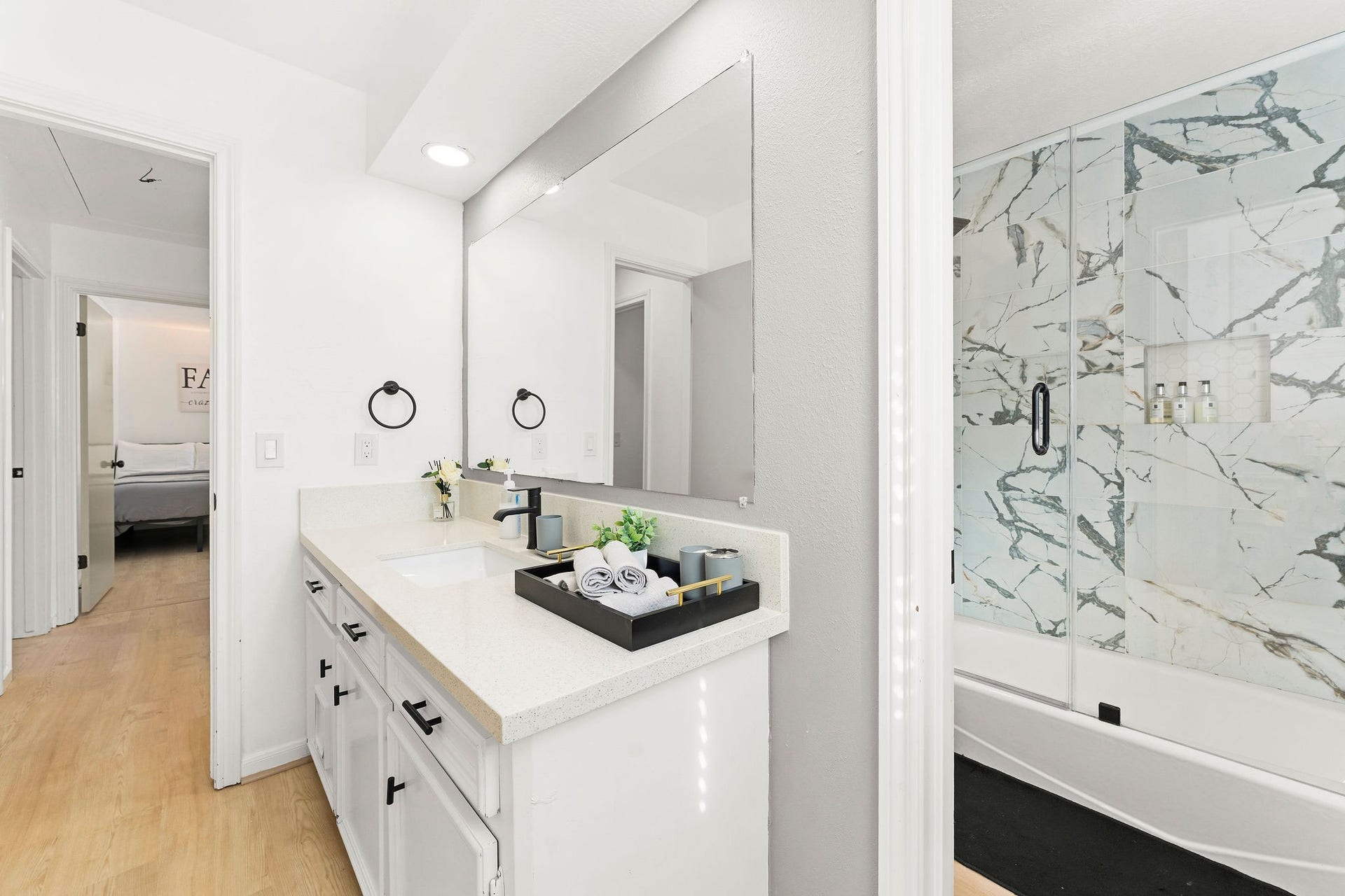 4103 Club Valley Drive, Houston, TX 77082 4103 Club Valley Drive, Houston, TX 77082