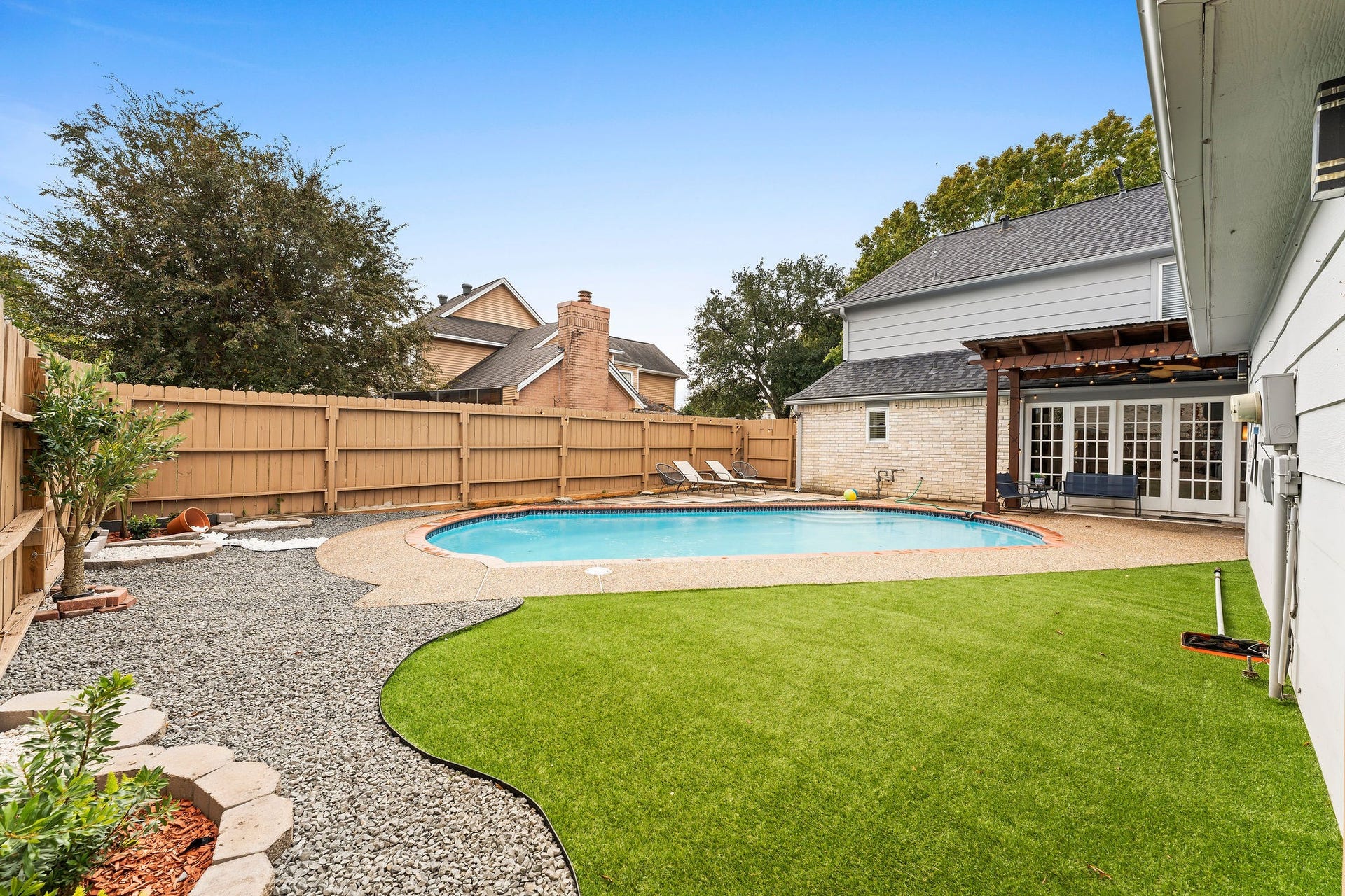4103 Club Valley Drive, Houston, TX 77082 4103 Club Valley Drive, Houston, TX 77082