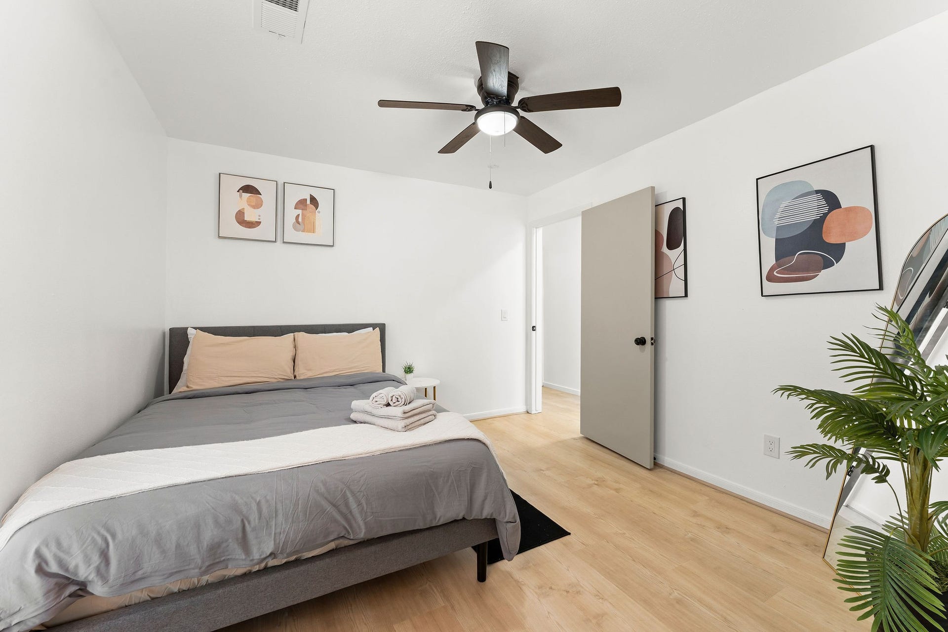 4103 Club Valley Drive, Houston, TX 77082 4103 Club Valley Drive, Houston, TX 77082