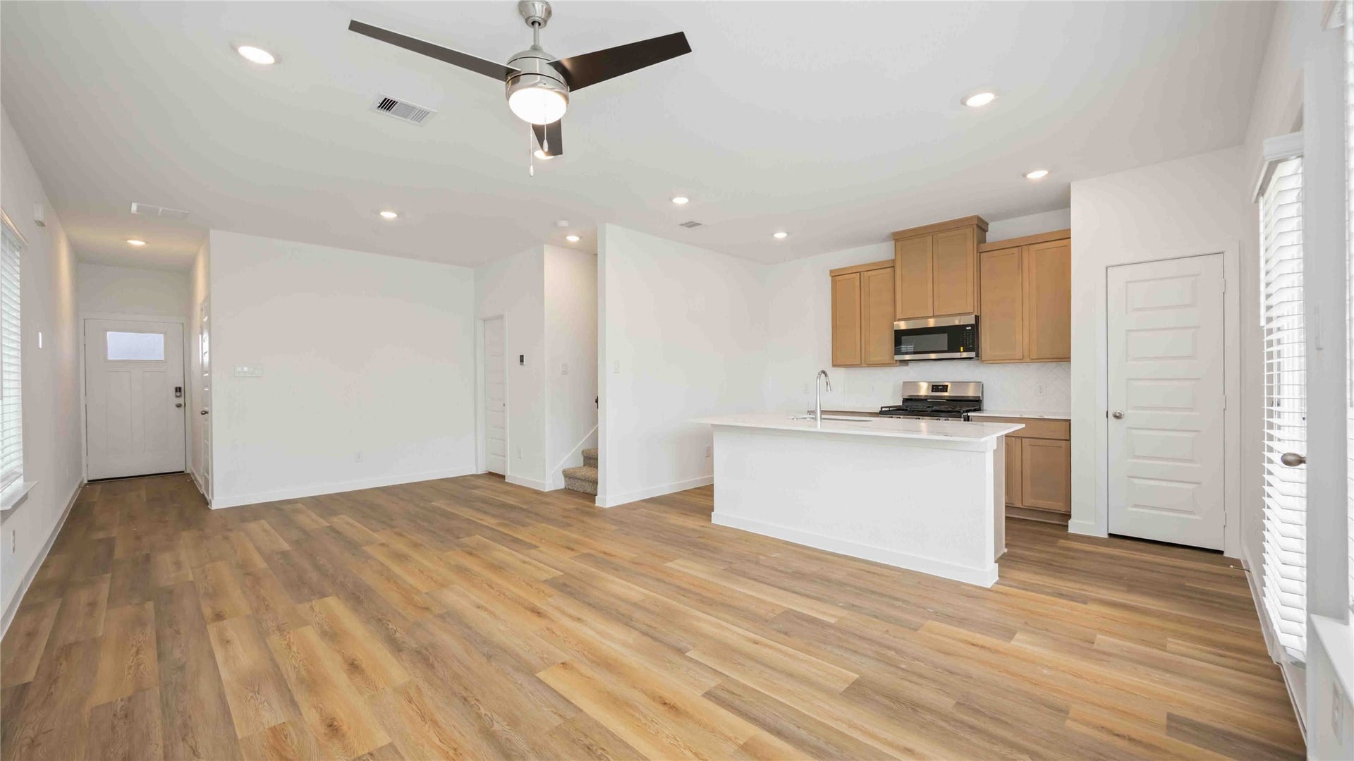 2616 McHenry Landing Lane, Houston, TX 77051 2616 McHenry Landing Lane, Houston, TX 77051