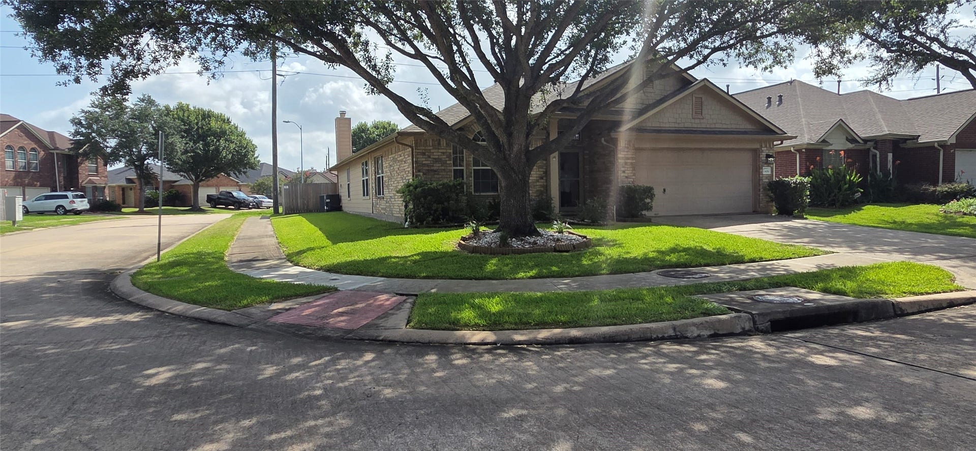 2406 Cardinal Elm Street, Fresno, TX 77545 Corner Lot