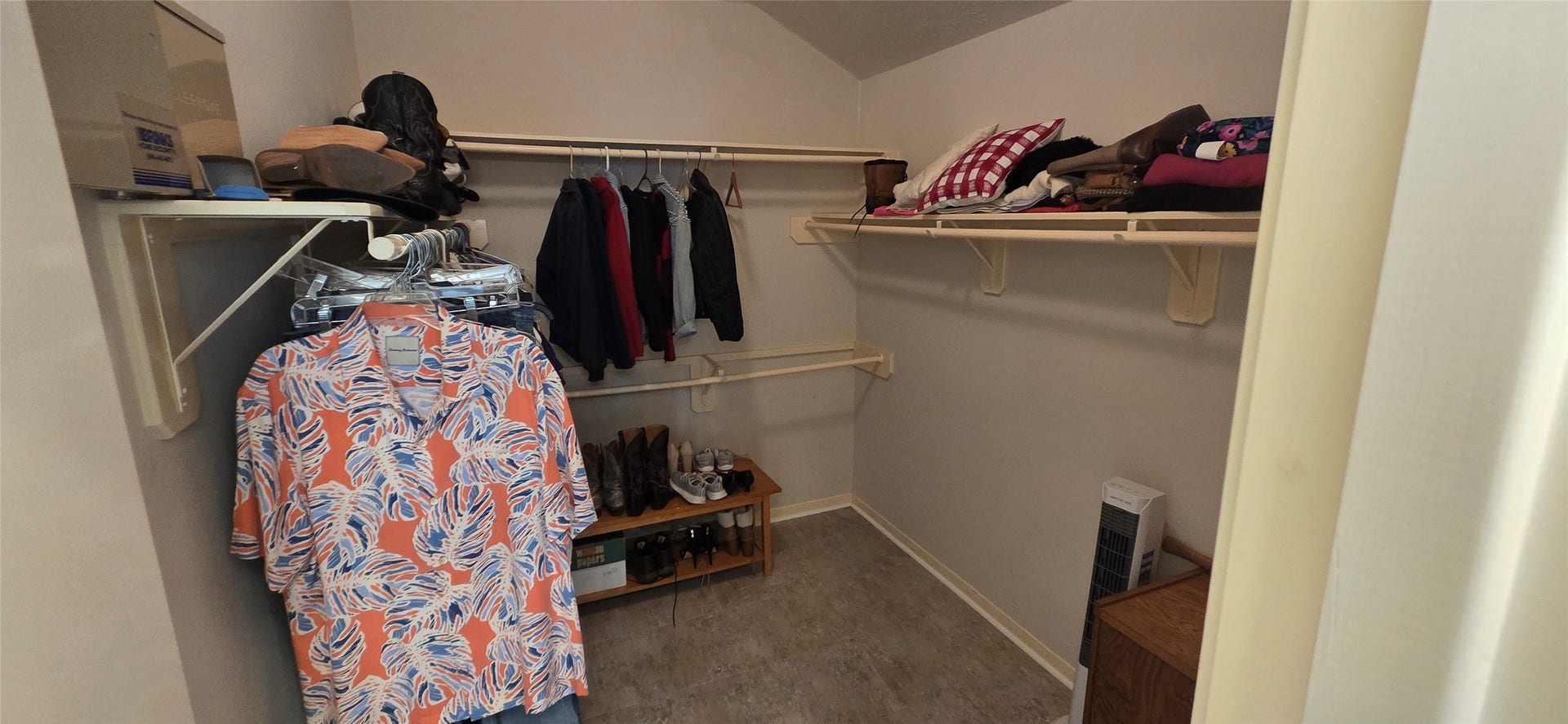 2406 Cardinal Elm Street, Fresno, TX 77545 Master Closet