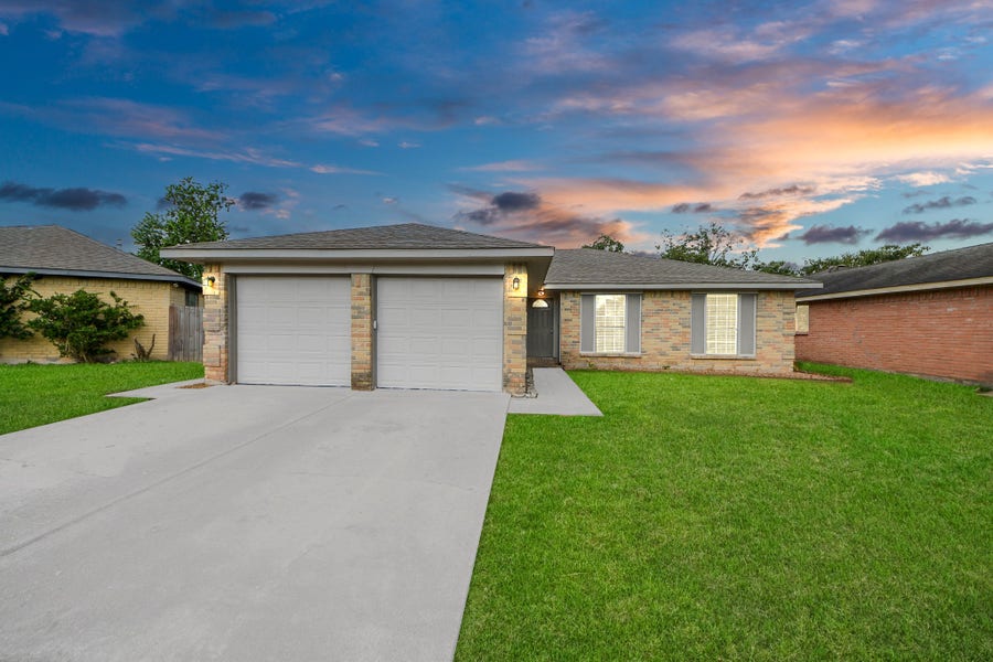 Property photo for 7410 La Place Drive, Houston, TX