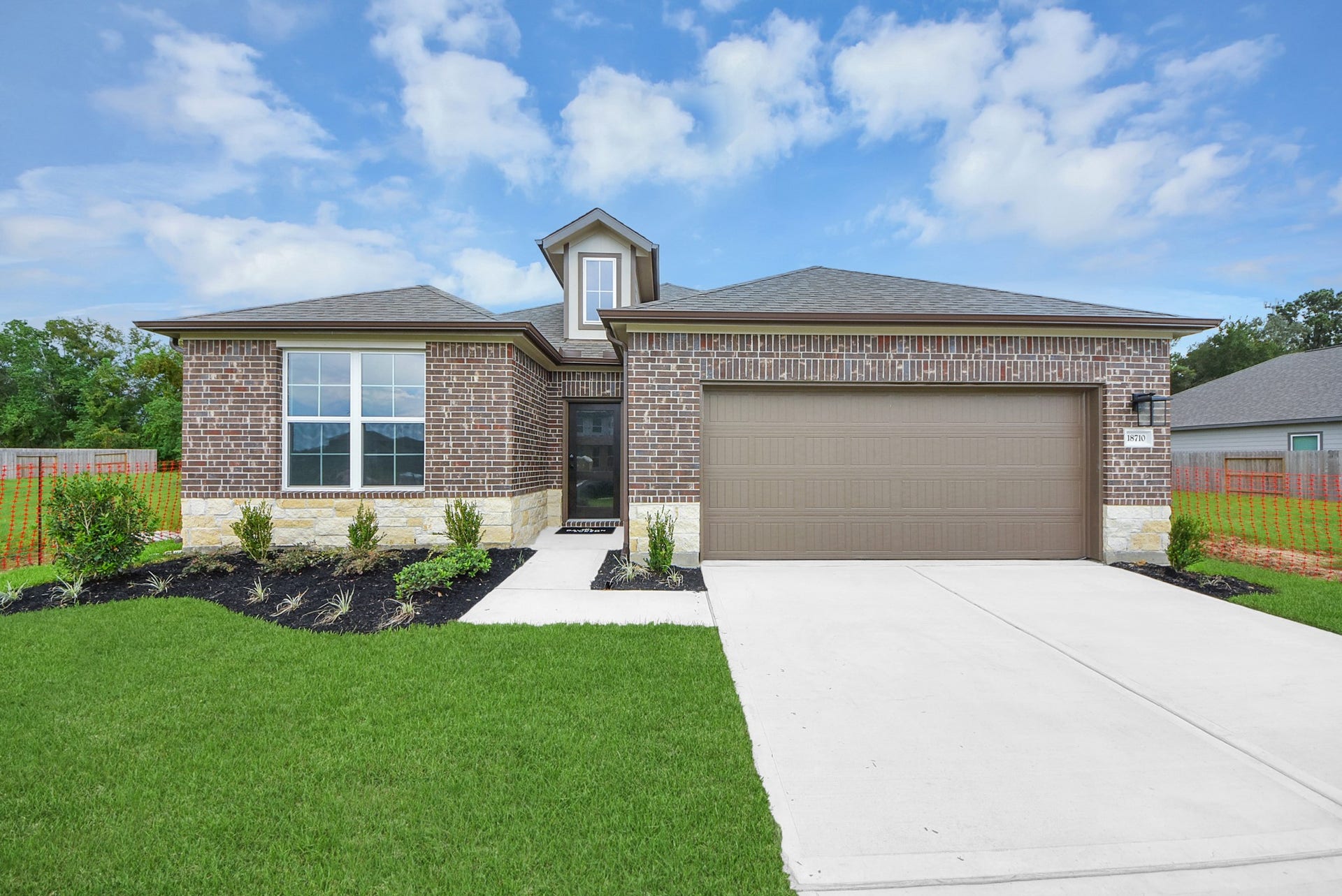 18710 Durango Plains Trail, Crosby, TX 77532 18710 Durango Plains Trail, Crosby, TX 77532